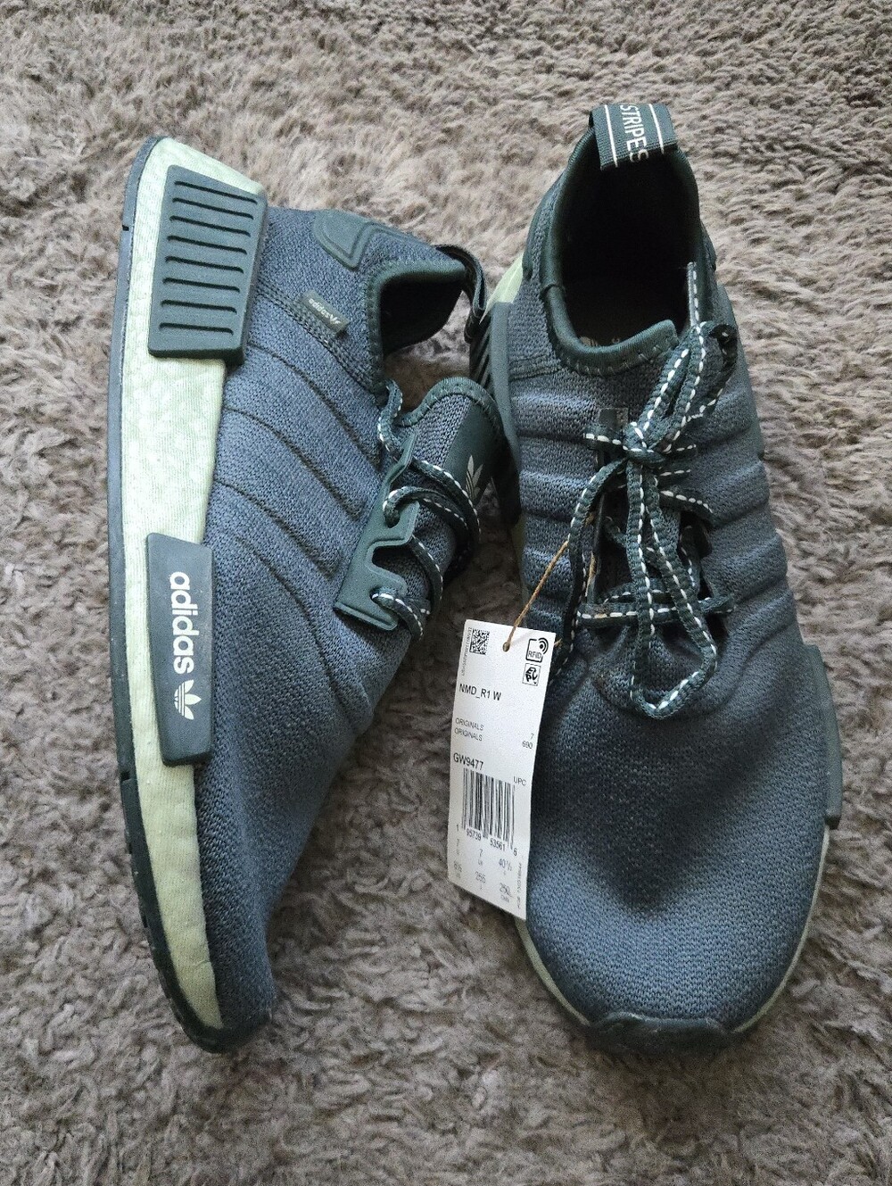 Adidas NMD R1 Boost Women 8.5 Green Knit Comfortable 0826